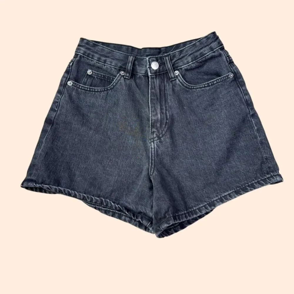 Dr. Denim Nora Jean Shorts